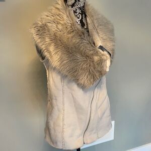 Faux Fur Vesr